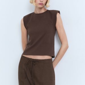 Shoulder pad t-shirt