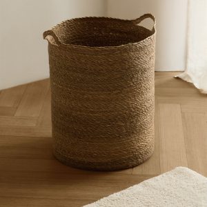Large seagrass basket with handles