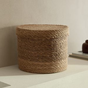 Seagrass basket with round lid