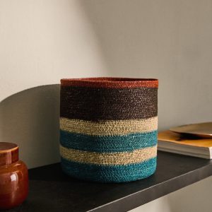 Small multi-coloured seagrass basket