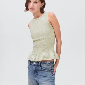 Ruffled top