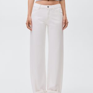 Wide leg jeans with turned-up hem