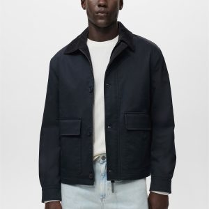Water-repellent jacket with corduroy collar