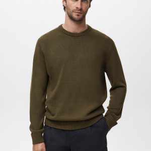 Fine-knit sweater