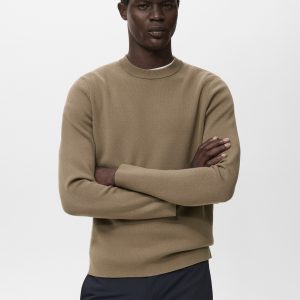 Medium-knit regular-fit sweater