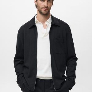 Zip-up sweatshirt with pocket