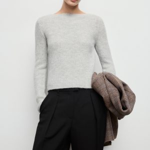 Knitted ribbed sweater