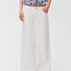 Low-waist wide leg jeans