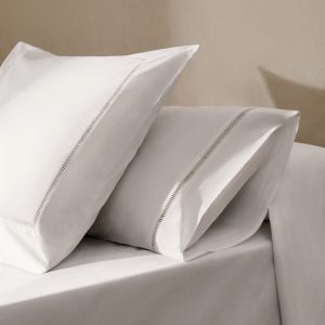 Two cotton percale pillowcases with hemstitch 50x75 cm