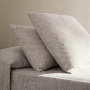 Two percale cotton pillowcases with a blurred floral print 60x60 cm