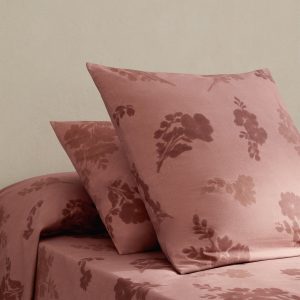 200-thread count percale cotton pillowcase with blurred floral print 50x75 cm