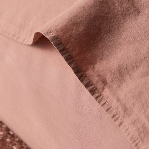 Two washed cotton pillowcases with lace trim 50x75 cm