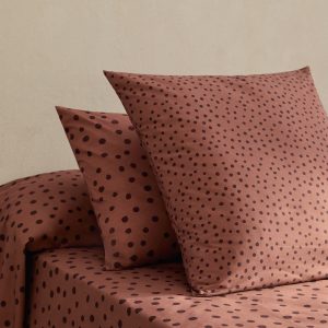 200-thread count percale cotton pillowcase with polka-dot print 60x60 cm