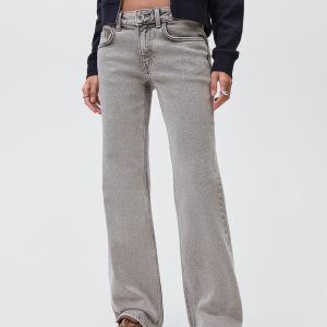 Straight jeans with embroidered butterflies