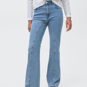 Decorative seam flared jeans