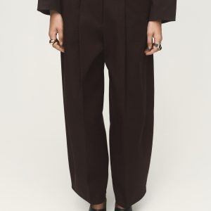 Pleated wide leg trousers