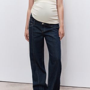 Straight-leg maternity jeans with stitching detail