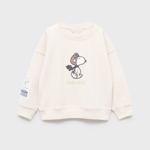 Embroidered Snoopy sweatshirt