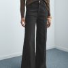 High-waisted wide-leg jeans
