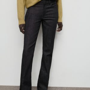 Mid-rise flared jeans