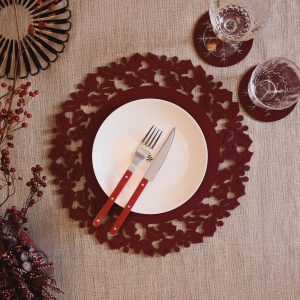 Holly felt placemat