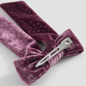 Velvet bow hairclip