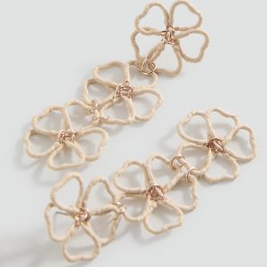 Flower pendant earrings