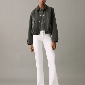 Flared jeans with pocket