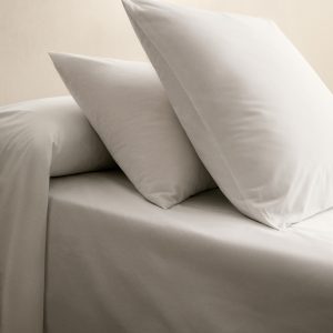Two cotton percale pillowcases 50x75cm