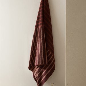 Cotton bath towel with two-tone stripes