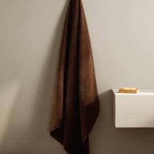 Soft cotton bath towel