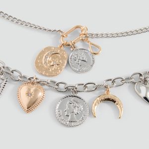 Beads pendant necklace