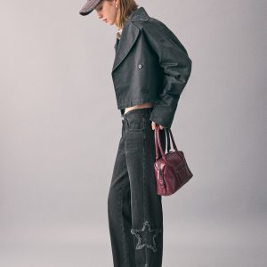 Straight-leg jeans with star embroidery