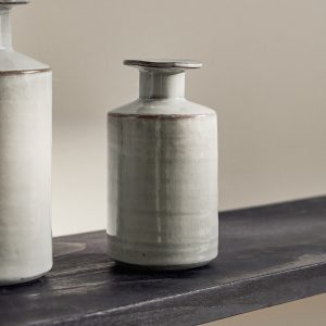 Stoneware vase with bottle design