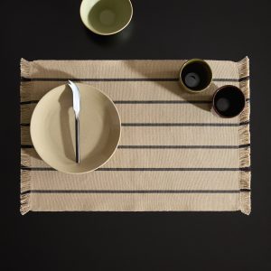 Striped placemats with tassels