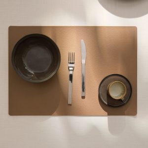 Rectangular leather-effect placemat