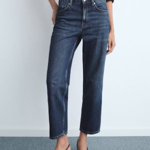 Mid-rise straight jeans