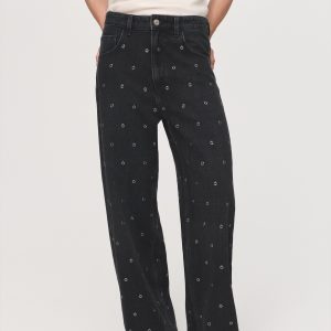 Barrel jeans with eyelets