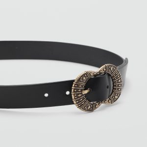 Engraved buckle belt