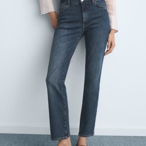 Mid-rise slim-fit jeans