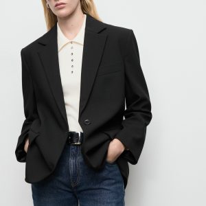 Straight blazer with flap pockets