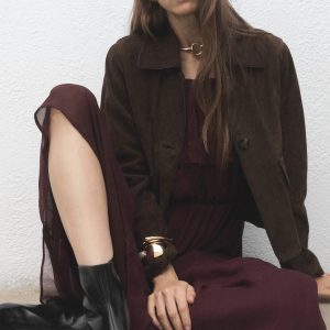 Zipped leather ankle boots