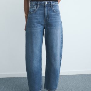 High-waisted barrel jeans