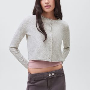 Cropped cardigan with buttons