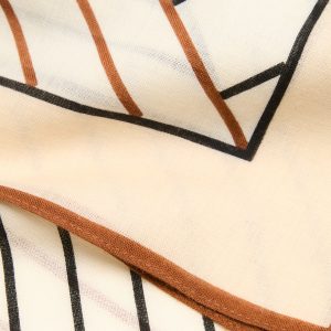 100% wool geometric-print foulard