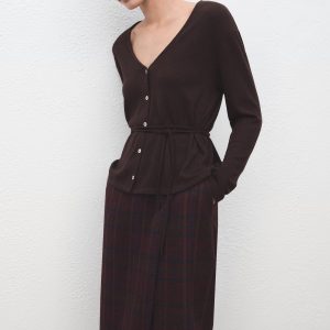 Knitted cardigan with bow