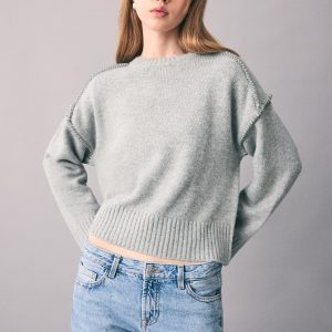 Sweater with seam detail
