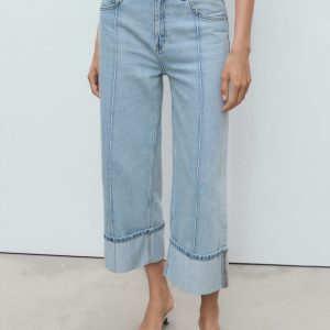 Wide leg cropped jeans with turned-up hem
