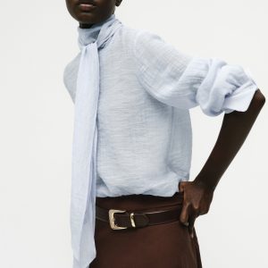 Textured blouse with foulard