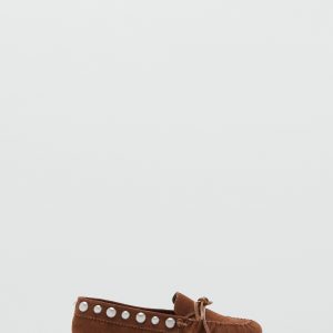 Suede moccasin with studs